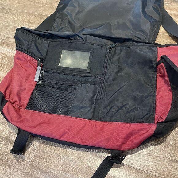 LL Bean Messenger Bag Nylon Burgundy Carryon Zipper Expandable Travel Laptop - Picture 7 of 16